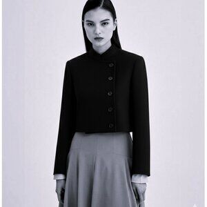 Hagahi Wool Cropped Jacket Women's Size 6 Black Button Up Blazer NWT